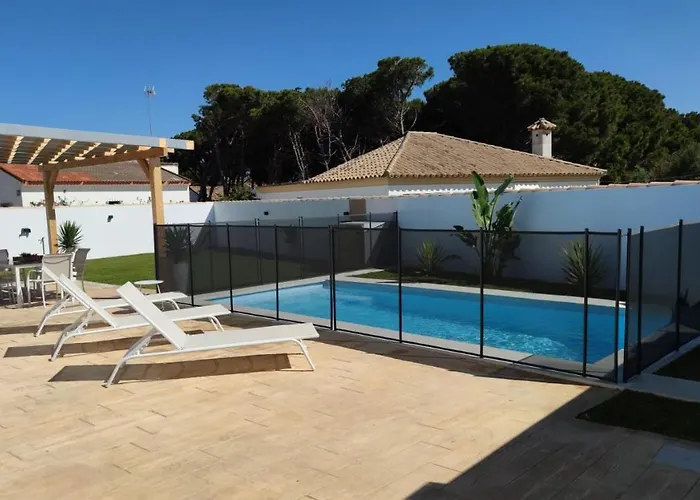 Palapa Garden Alojamientos, Piscina Privada Y Cerca Del Mar